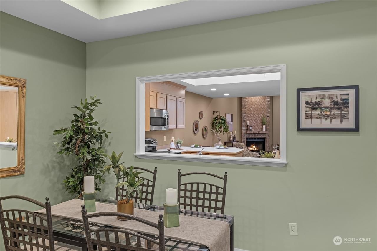 Mill Creek, Washington, 98012, United States, 2 Bedrooms Bedrooms, ,2 BathroomsBathrooms,Residential,Forsale,1904624