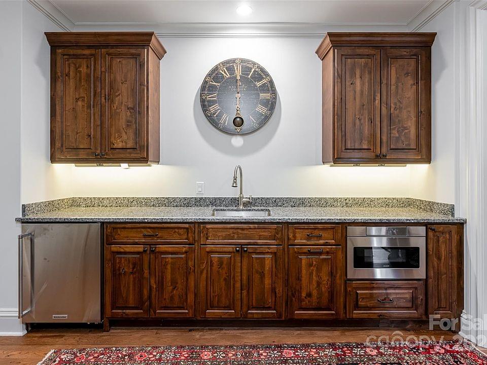 Biltmore Lake, North Carolina, 28715, United States, 3 Bedrooms Bedrooms, ,2.5 BathroomsBathrooms,Residential,Forsale,1986015