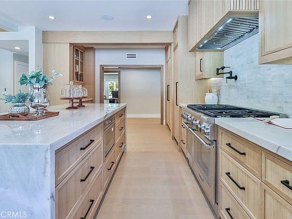 Agoura Hills, California, 91301, United States, 6 Bedrooms Bedrooms, ,5 BathroomsBathrooms,Residential,Forsale,1941402