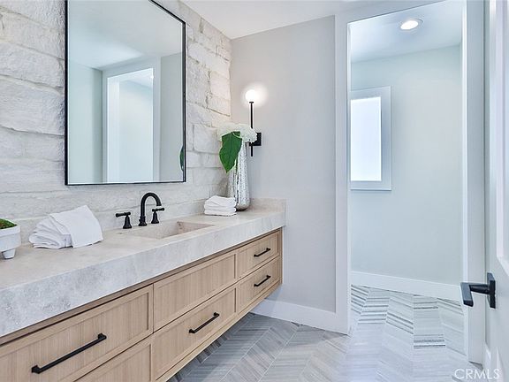 Agoura Hills, California, 91301, United States, 6 Bedrooms Bedrooms, ,5 BathroomsBathrooms,Residential,Forsale,1941402