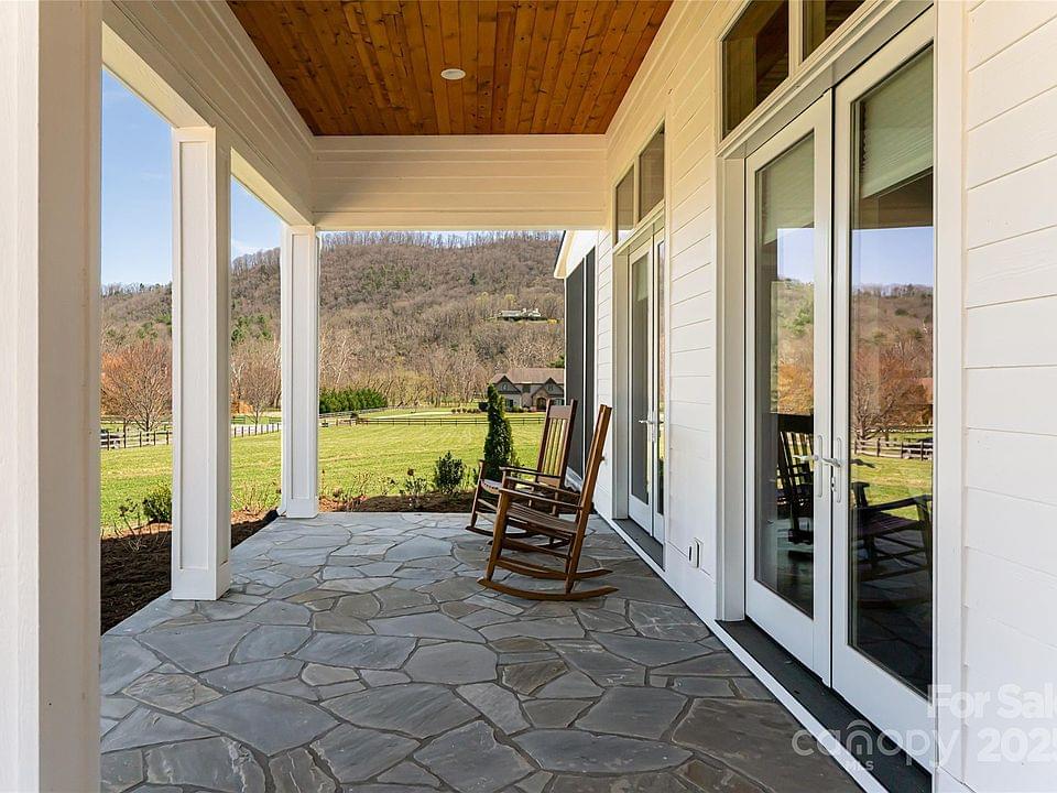 Fletcher, North Carolina, 28732, United States, 4 Bedrooms Bedrooms, ,4.5 BathroomsBathrooms,Residential,Forsale,1904912