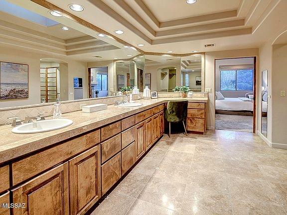 Tucson, Arizona, 85718, United States, 4 Bedrooms Bedrooms, ,4.5 BathroomsBathrooms,Residential,Forsale,1959727