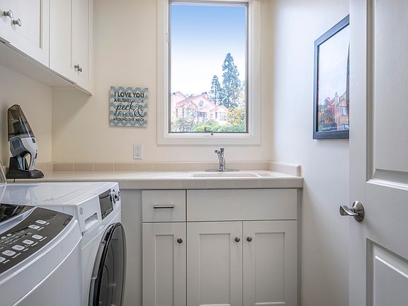 Santa Barbara, California, 93105, United States, 4 Bedrooms Bedrooms, ,3 BathroomsBathrooms,Residential,Forsale,1883938