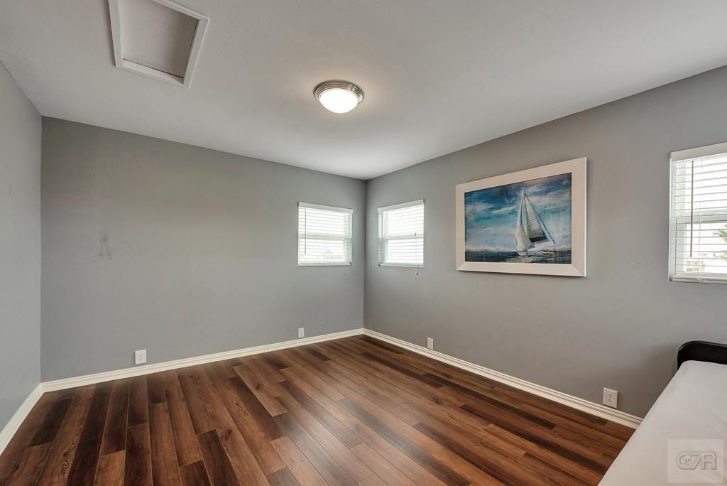 Tiki Island, Texas, 77554, United States, 3 Bedrooms Bedrooms, ,2 BathroomsBathrooms,Residential,Forsale,1972280