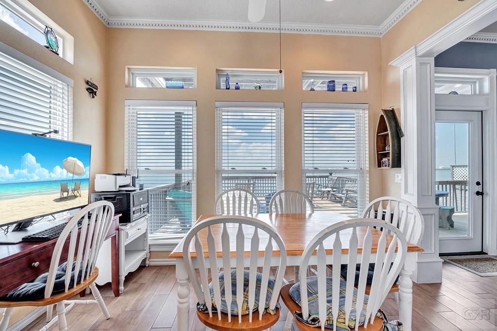 Tiki Island, Texas, 77554, United States, 3 Bedrooms Bedrooms, ,3 BathroomsBathrooms,Residential,Forsale,1953100