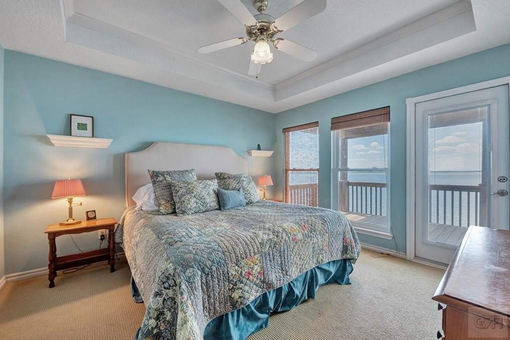 Tiki Island, Texas, 77554, United States, 3 Bedrooms Bedrooms, ,3 BathroomsBathrooms,Residential,Forsale,1953100
