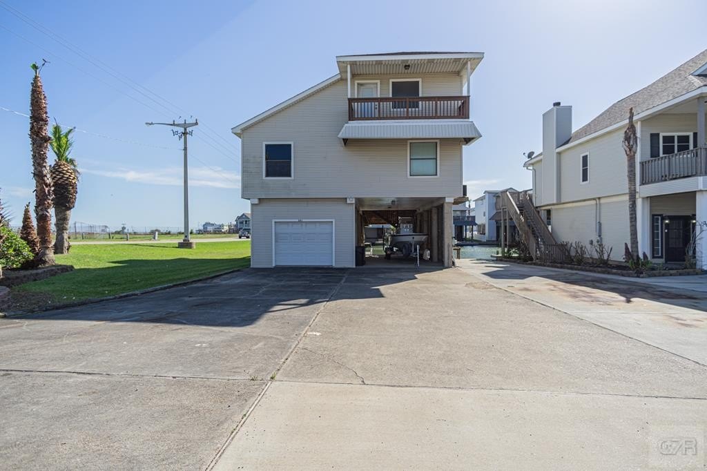 Tiki Island, Texas, 77554, United States, 3 Bedrooms Bedrooms, ,2 BathroomsBathrooms,Residential,Forsale,1953102