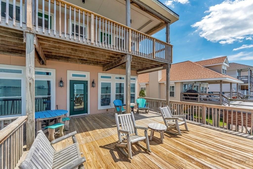 Tiki Island, Texas, 77554, United States, 3 Bedrooms Bedrooms, ,3 BathroomsBathrooms,Residential,Forsale,1953100