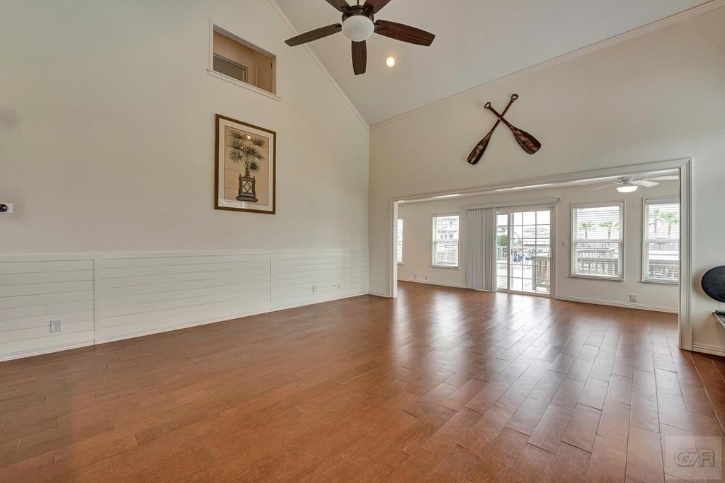 Tiki Island, Texas, 77554, United States, 3 Bedrooms Bedrooms, ,2 BathroomsBathrooms,Residential,Forsale,1972280