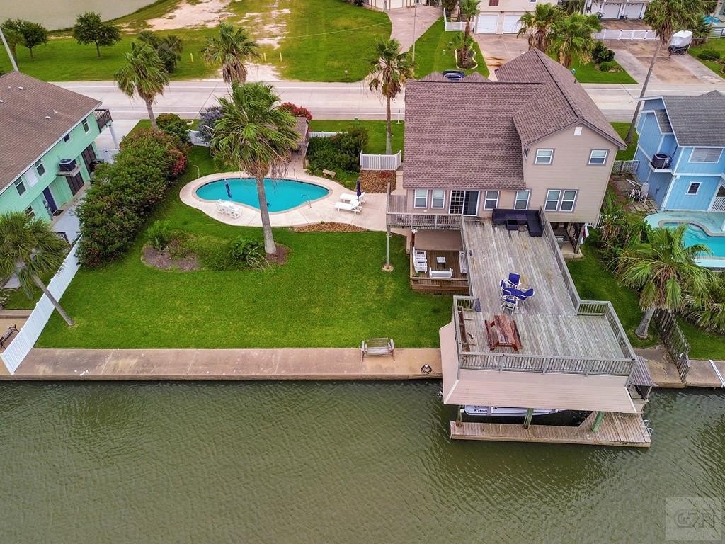 Tiki Island, Texas, 77554, United States, 3 Bedrooms Bedrooms, ,2 BathroomsBathrooms,Residential,Forsale,1972280