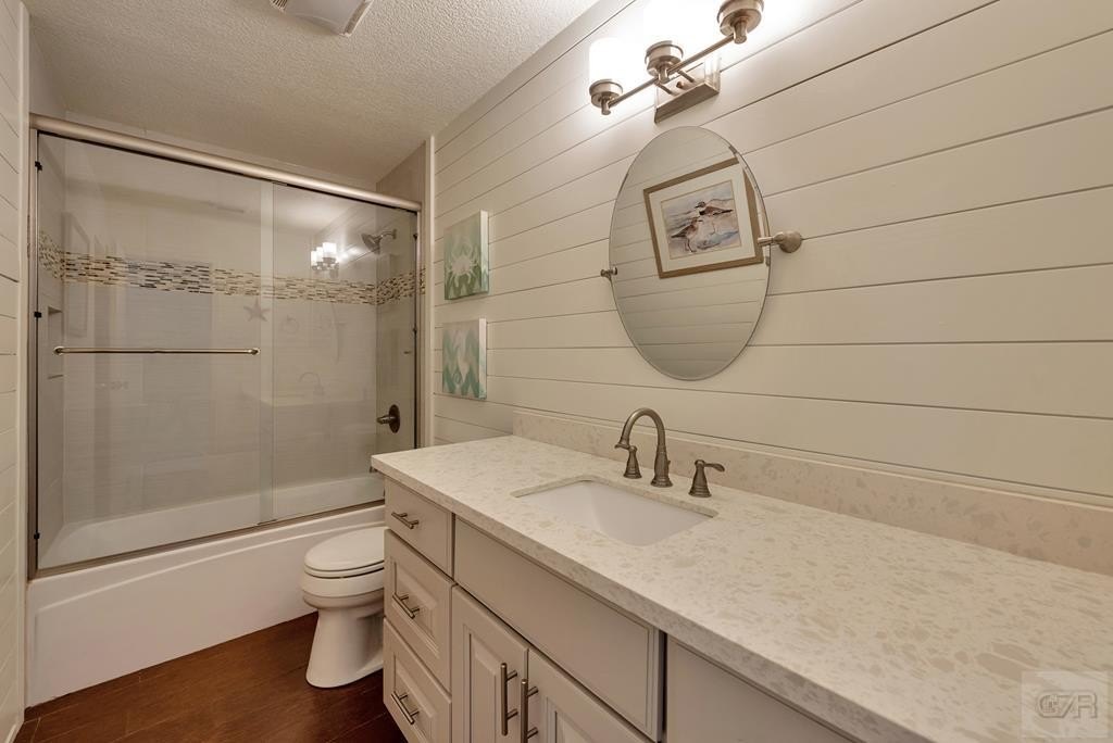 Tiki Island, Texas, 77554, United States, 3 Bedrooms Bedrooms, ,2 BathroomsBathrooms,Residential,Forsale,1972280