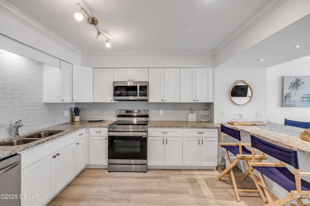 New Smyrna Beach, Florida, 32169, United States, 2 Bedrooms Bedrooms, ,1.5 BathroomsBathrooms,Residential,Forsale,1964576