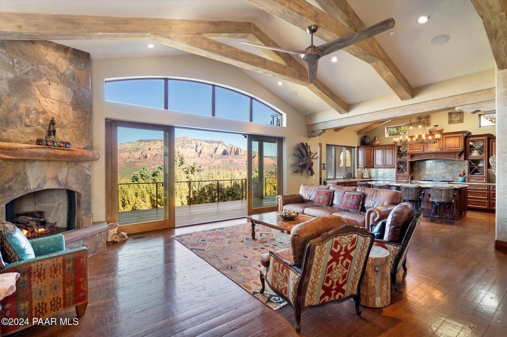 Sedona, Arizona, 86336, United States, 4 Bedrooms Bedrooms, ,4.5 BathroomsBathrooms,Residential,Forsale,1883883