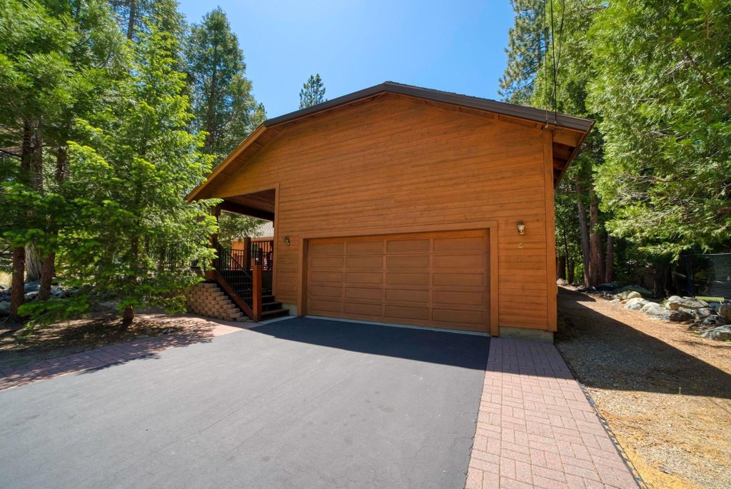 Graeagle, California, 96103, United States, 5 Bedrooms Bedrooms, ,2 BathroomsBathrooms,Residential,Forsale,1910307