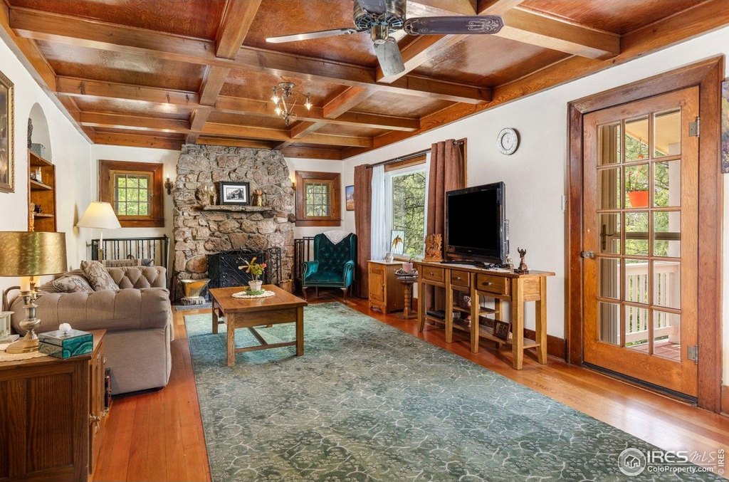 Loveland, Colorado, 80537, United States, 5 Bedrooms Bedrooms, ,3 BathroomsBathrooms,Residential,Forsale,1886167