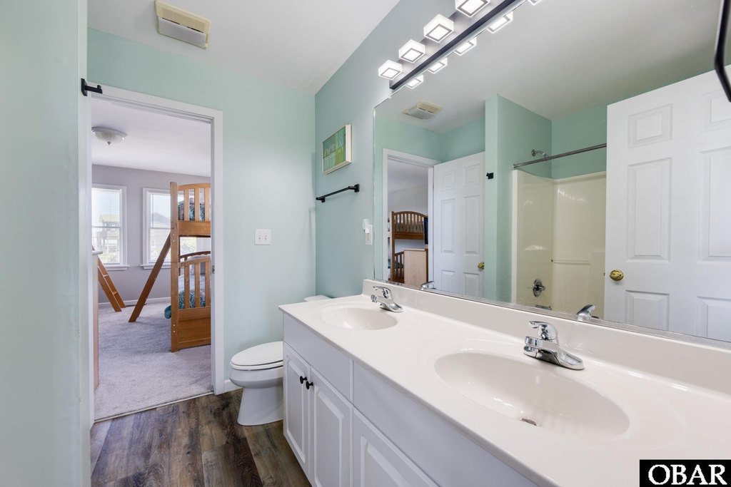 Rodanthe, North Carolina, 27968, United States, 6 Bedrooms Bedrooms, ,5.5 BathroomsBathrooms,Residential,Forsale,2008028