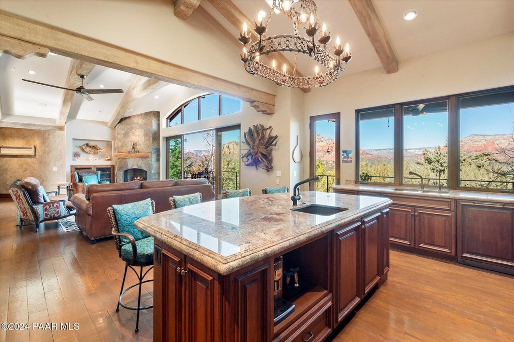 Sedona, Arizona, 86336, United States, 4 Bedrooms Bedrooms, ,4.5 BathroomsBathrooms,Residential,Forsale,1883883