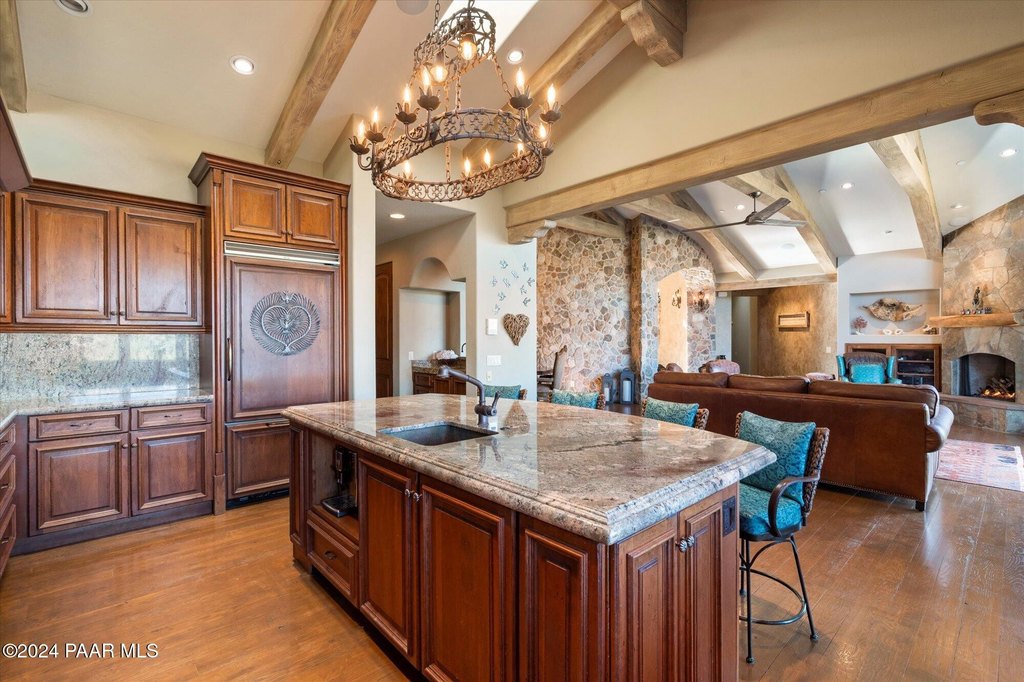 Sedona, Arizona, 86336, United States, 4 Bedrooms Bedrooms, ,4.5 BathroomsBathrooms,Residential,Forsale,1883883