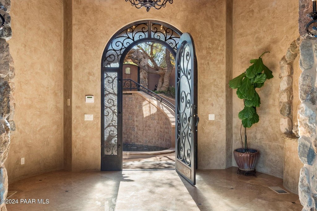 Sedona, Arizona, 86336, United States, 4 Bedrooms Bedrooms, ,4.5 BathroomsBathrooms,Residential,Forsale,1883883