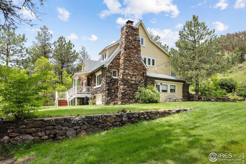 Loveland, Colorado, 80537, United States, 5 Bedrooms Bedrooms, ,3 BathroomsBathrooms,Residential,Forsale,1886167