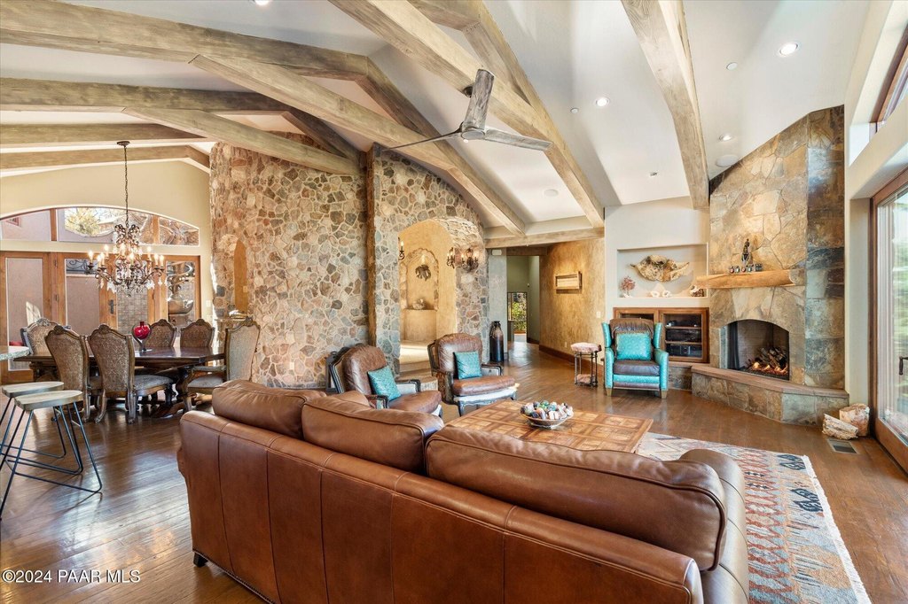 Sedona, Arizona, 86336, United States, 4 Bedrooms Bedrooms, ,4.5 BathroomsBathrooms,Residential,Forsale,1883883