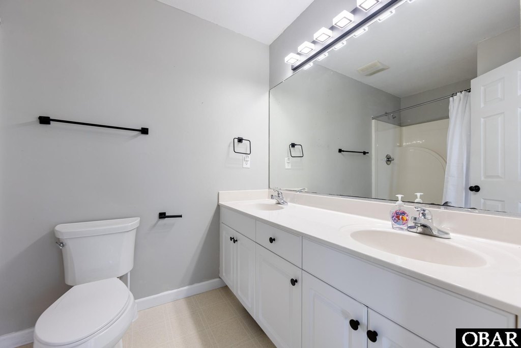 Rodanthe, North Carolina, 27968, United States, 6 Bedrooms Bedrooms, ,5.5 BathroomsBathrooms,Residential,Forsale,2008028