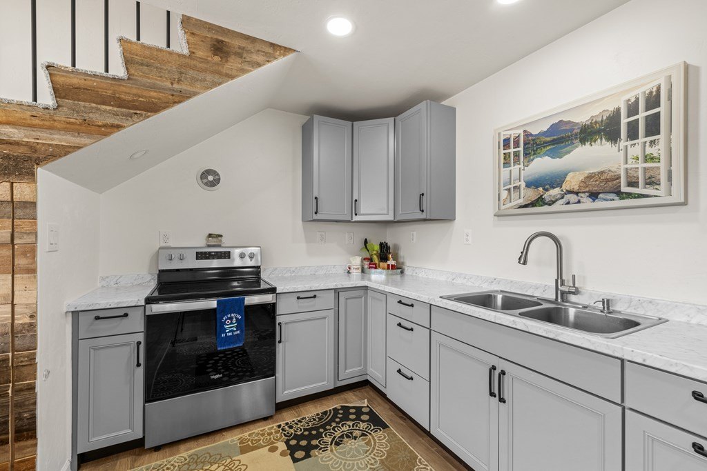 McCall, Idaho, 83638, United States, 1 Bedroom Bedrooms, ,1 BathroomBathrooms,Residential,Forsale,1889419