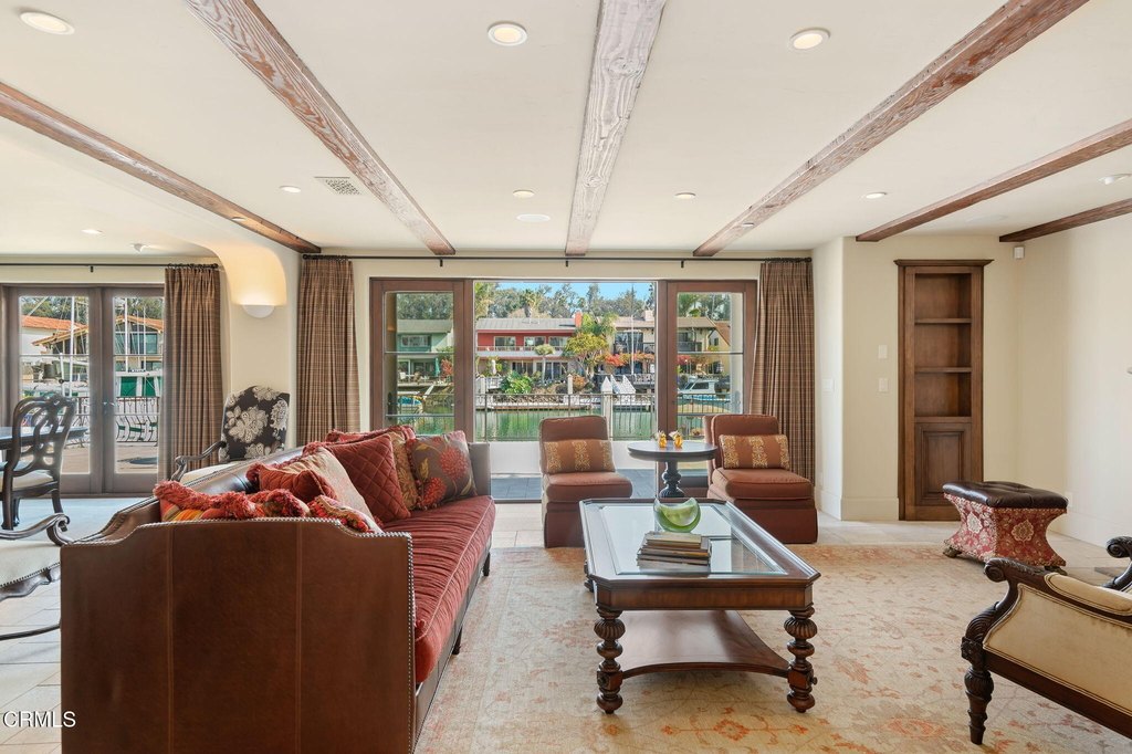 Ventura, California, 93001, United States, 3 Bedrooms Bedrooms, ,4 BathroomsBathrooms,Residential,Forsale,1883944