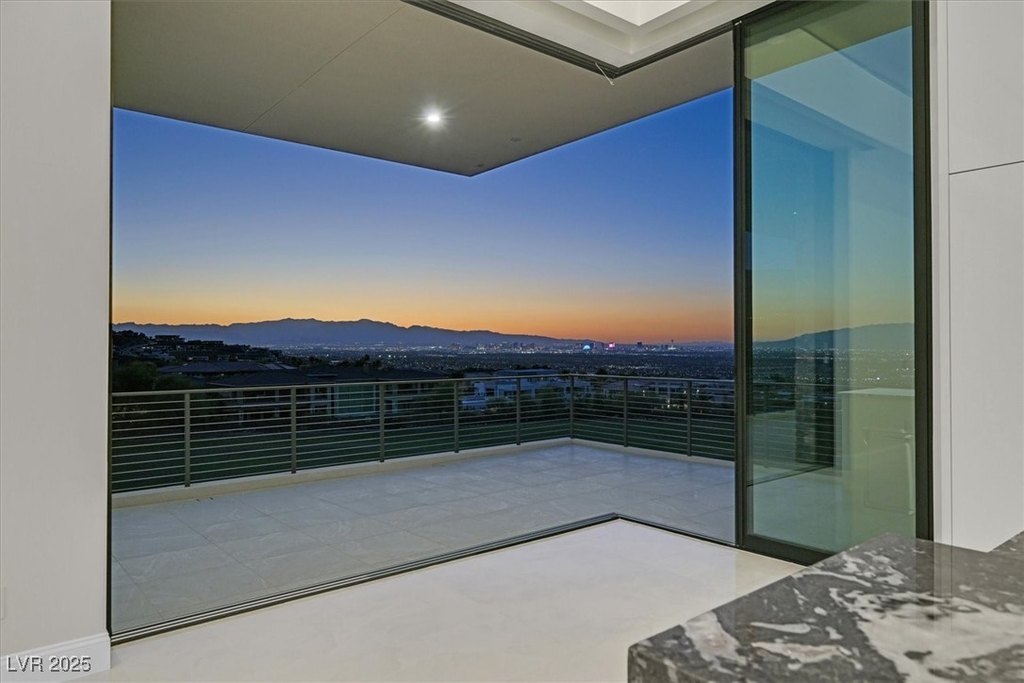 Henderson, Nevada, 89012, United States, 5 Bedrooms Bedrooms, ,4.5 BathroomsBathrooms,Residential,Forsale,1912775