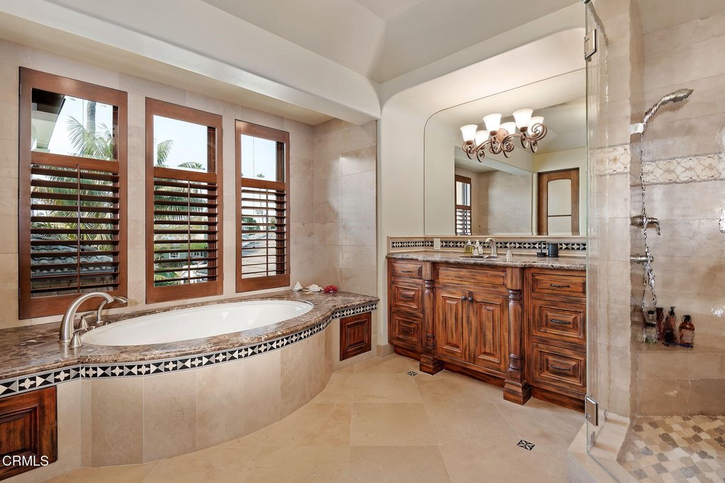 Ventura, California, 93001, United States, 3 Bedrooms Bedrooms, ,4 BathroomsBathrooms,Residential,Forsale,1883944