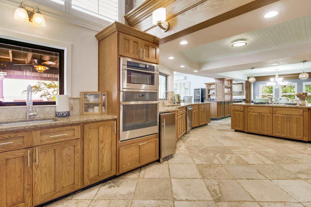 Lillian, Alabama, 36549, United States, 7 Bedrooms Bedrooms, ,6.5 BathroomsBathrooms,Residential,Forsale,1883808