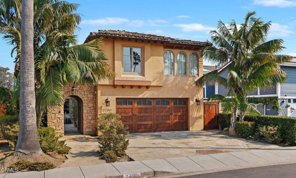 Ventura, California, 93001, United States, 3 Bedrooms Bedrooms, ,4 BathroomsBathrooms,Residential,Forsale,1883944
