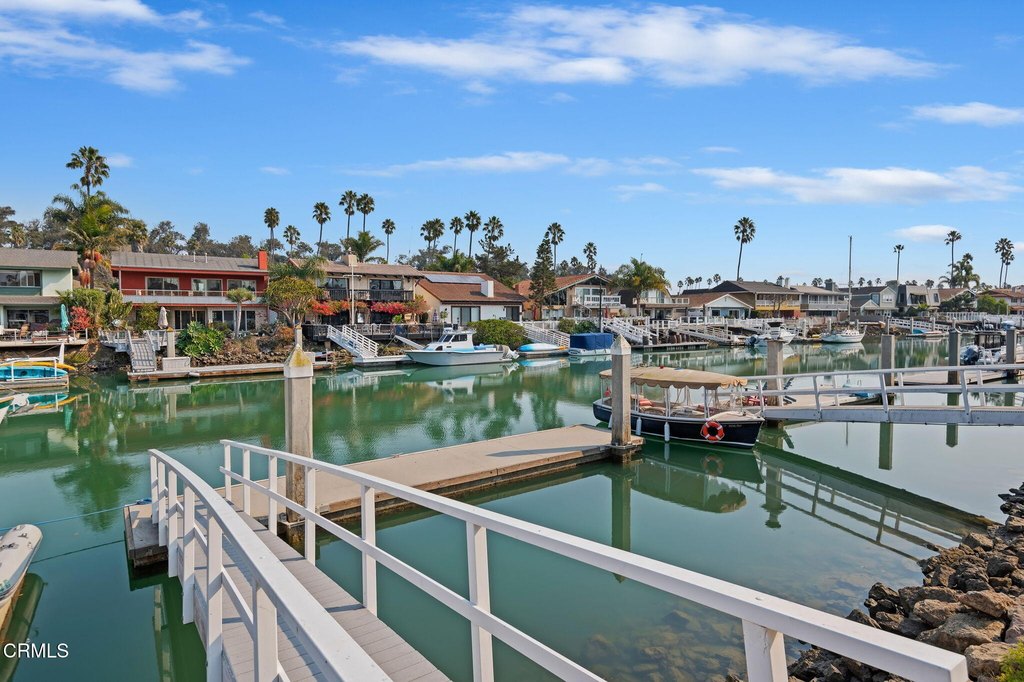 Ventura, California, 93001, United States, 3 Bedrooms Bedrooms, ,4 BathroomsBathrooms,Residential,Forsale,1883944