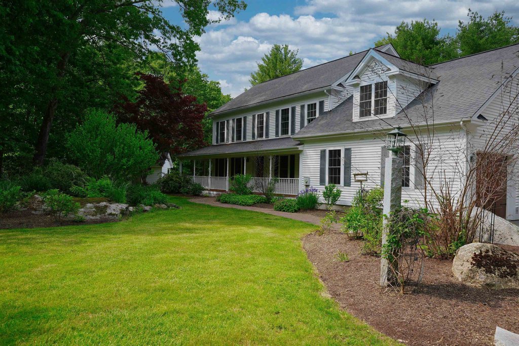 Bedford, New Hampshire, 03110, United States, 4 Bedrooms Bedrooms, ,2.5 BathroomsBathrooms,Residential,Forsale,1933928