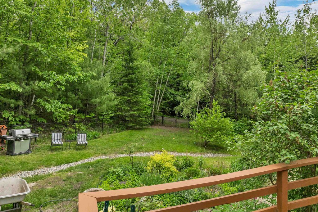 Alton, New Hampshire, 03809, United States, 3 Bedrooms Bedrooms, ,2.5 BathroomsBathrooms,Residential,Forsale,1933929