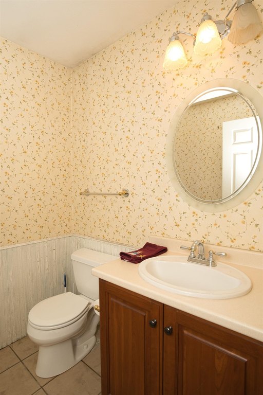 Bedford, New Hampshire, 03110, United States, 4 Bedrooms Bedrooms, ,2.5 BathroomsBathrooms,Residential,Forsale,1933928