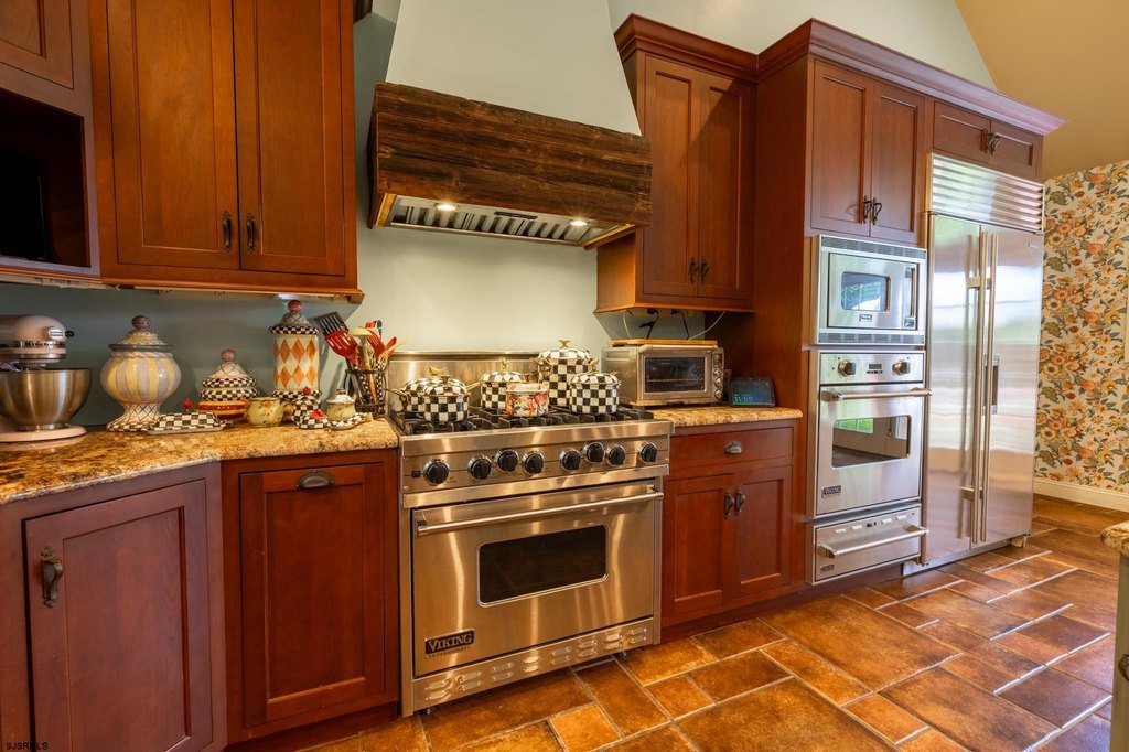 Linwood, New Jersey, 08221, United States, 4 Bedrooms Bedrooms, ,2.5 BathroomsBathrooms,Residential,Forsale,1946139