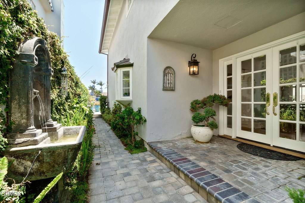 Oxnard, California, 93035, United States, 4 Bedrooms Bedrooms, ,4 BathroomsBathrooms,Residential,Forsale,1941479
