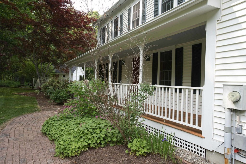 Bedford, New Hampshire, 03110, United States, 4 Bedrooms Bedrooms, ,2.5 BathroomsBathrooms,Residential,Forsale,1933928