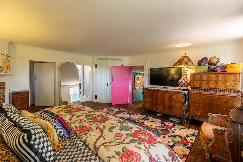 Linwood, New Jersey, 08221, United States, 4 Bedrooms Bedrooms, ,2.5 BathroomsBathrooms,Residential,Forsale,1946139