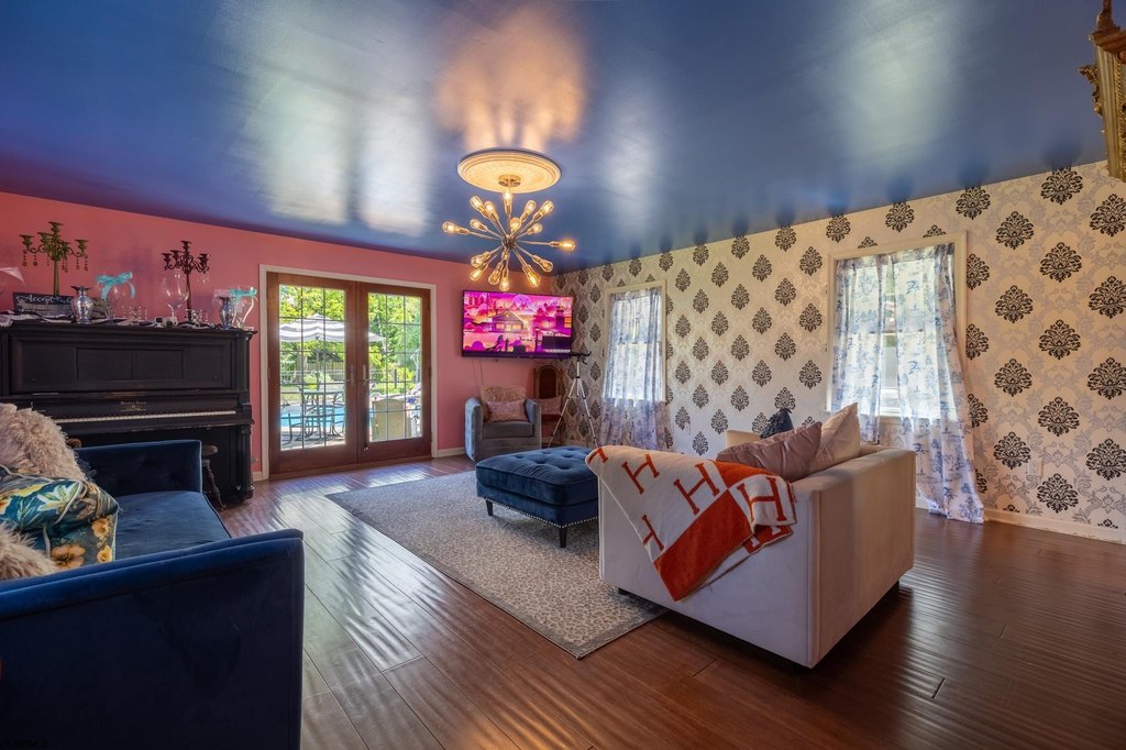 Linwood, New Jersey, 08221, United States, 4 Bedrooms Bedrooms, ,2.5 BathroomsBathrooms,Residential,Forsale,1946139