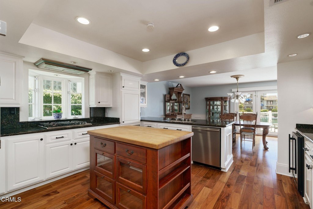 Oxnard, California, 93035, United States, 4 Bedrooms Bedrooms, ,4 BathroomsBathrooms,Residential,Forsale,1941479