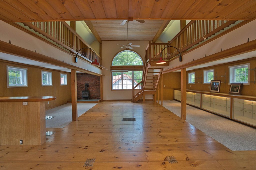 Bedford, New Hampshire, 03110, United States, 4 Bedrooms Bedrooms, ,2.5 BathroomsBathrooms,Residential,Forsale,1933928