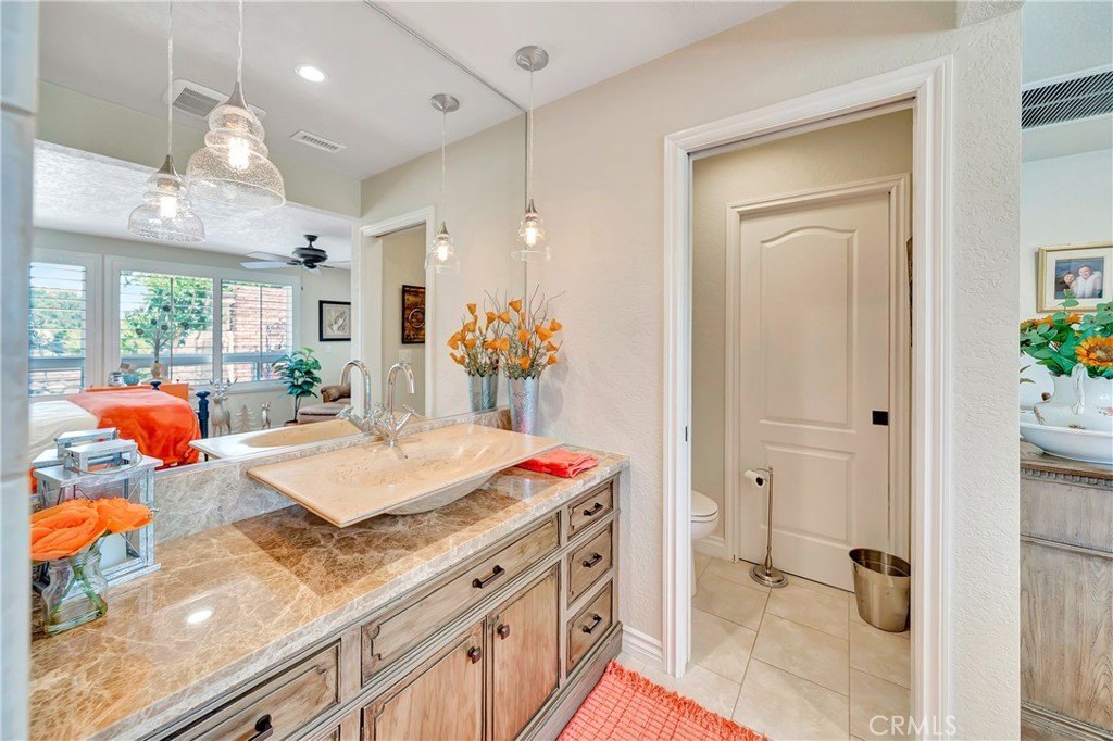 Palmdale, California, 93551, United States, 5 Bedrooms Bedrooms, ,3.5 BathroomsBathrooms,Residential,Forsale,1893832