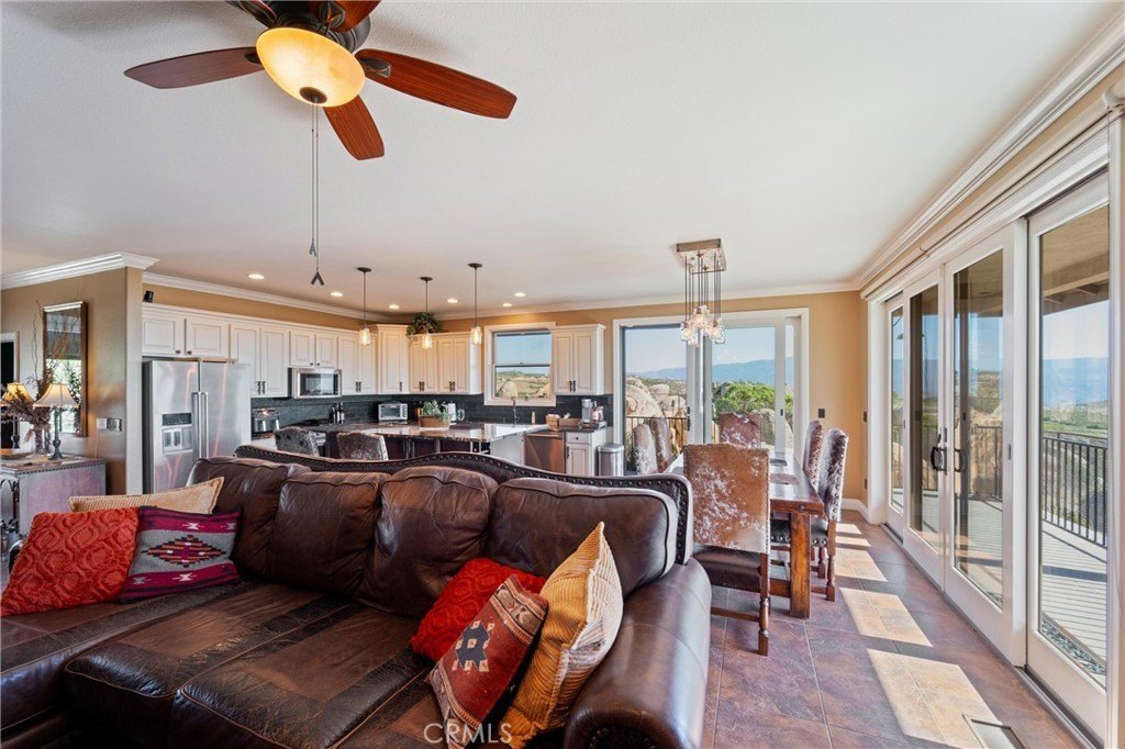 Aguanga, California, 92536, United States, 5 Bedrooms Bedrooms, ,5 BathroomsBathrooms,Residential,Forsale,1893011