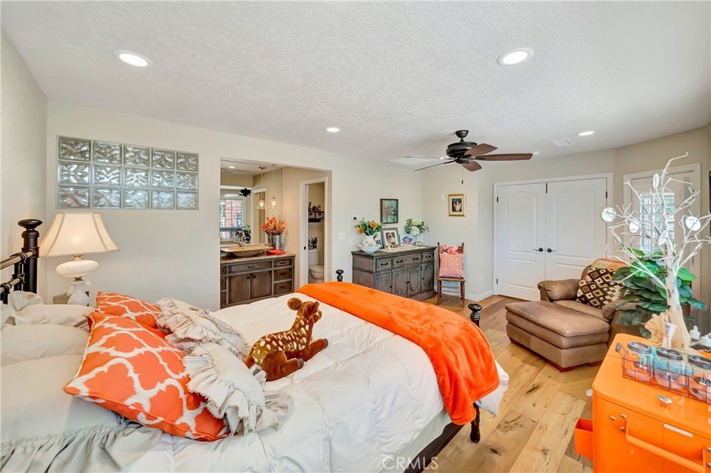 Palmdale, California, 93551, United States, 5 Bedrooms Bedrooms, ,3.5 BathroomsBathrooms,Residential,Forsale,1893832