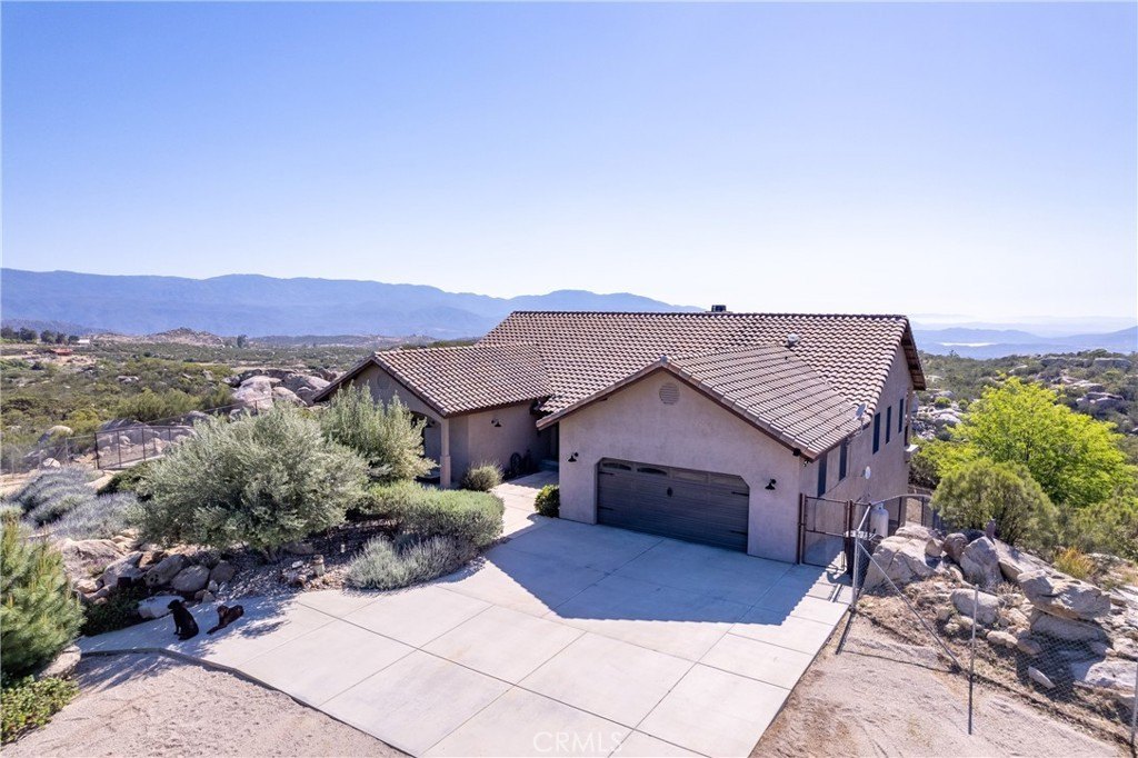 Aguanga, California, 92536, United States, 5 Bedrooms Bedrooms, ,5 BathroomsBathrooms,Residential,Forsale,1893011 Aguanga, California, 92536, United States, 5 Bedrooms Bedrooms, ,5 BathroomsBathrooms,Residential,Forsale,1893011