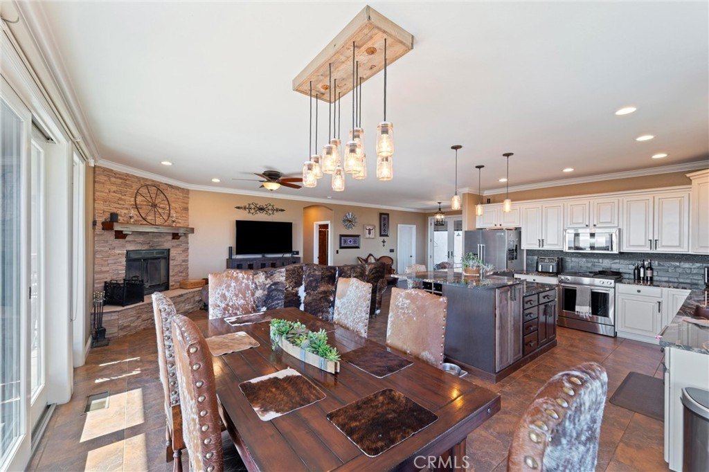 Aguanga, California, 92536, United States, 5 Bedrooms Bedrooms, ,5 BathroomsBathrooms,Residential,Forsale,1893011