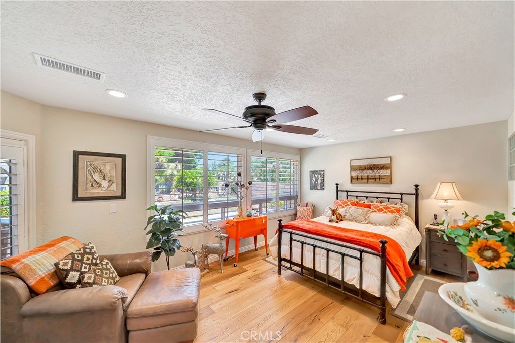 Palmdale, California, 93551, United States, 5 Bedrooms Bedrooms, ,3.5 BathroomsBathrooms,Residential,Forsale,1893832