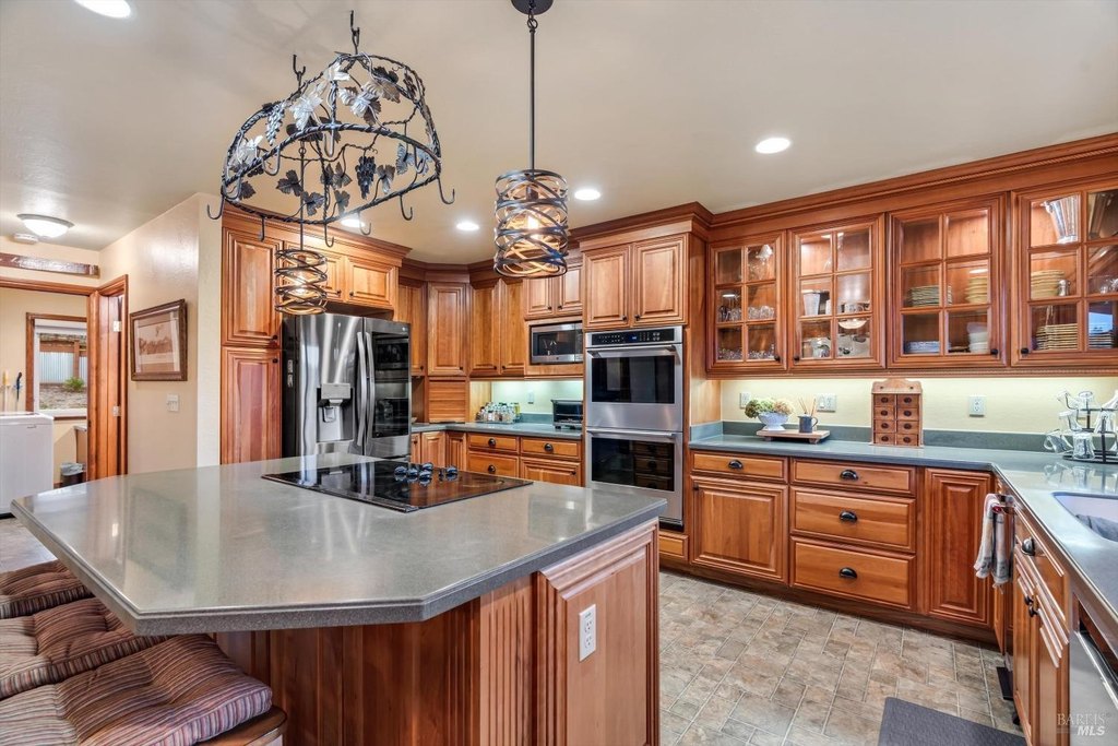 Sebastopol, California, 95472, United States, 3 Bedrooms Bedrooms, ,3 BathroomsBathrooms,Residential,Forsale,1918894